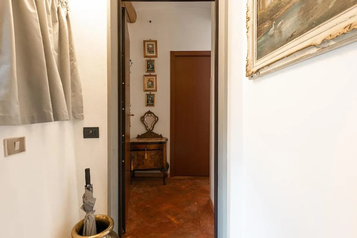 Apartament Tiny Loft With Jacuzzi Bellano