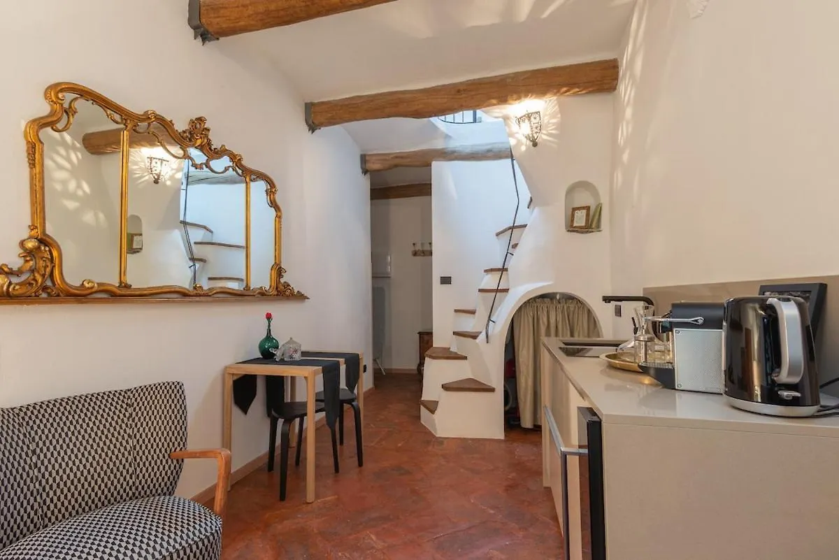 Tiny Loft With Jacuzzi Apartment Bellano Italy